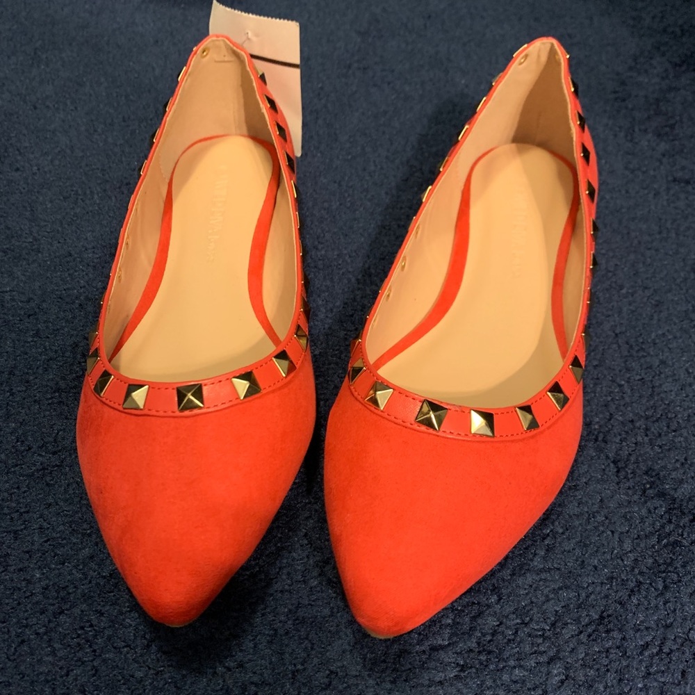 Flats - Picture 3 of 3